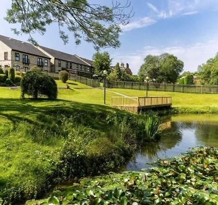The House @ Sitwell Arms Hotel Renishaw ภายนอก รูปภาพ