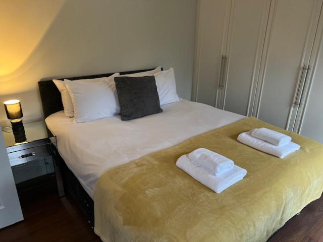 The House @ Sitwell Arms Hotel Renishaw ภายนอก รูปภาพ