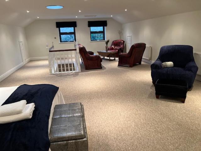 The House @ Sitwell Arms Hotel Renishaw ภายนอก รูปภาพ
