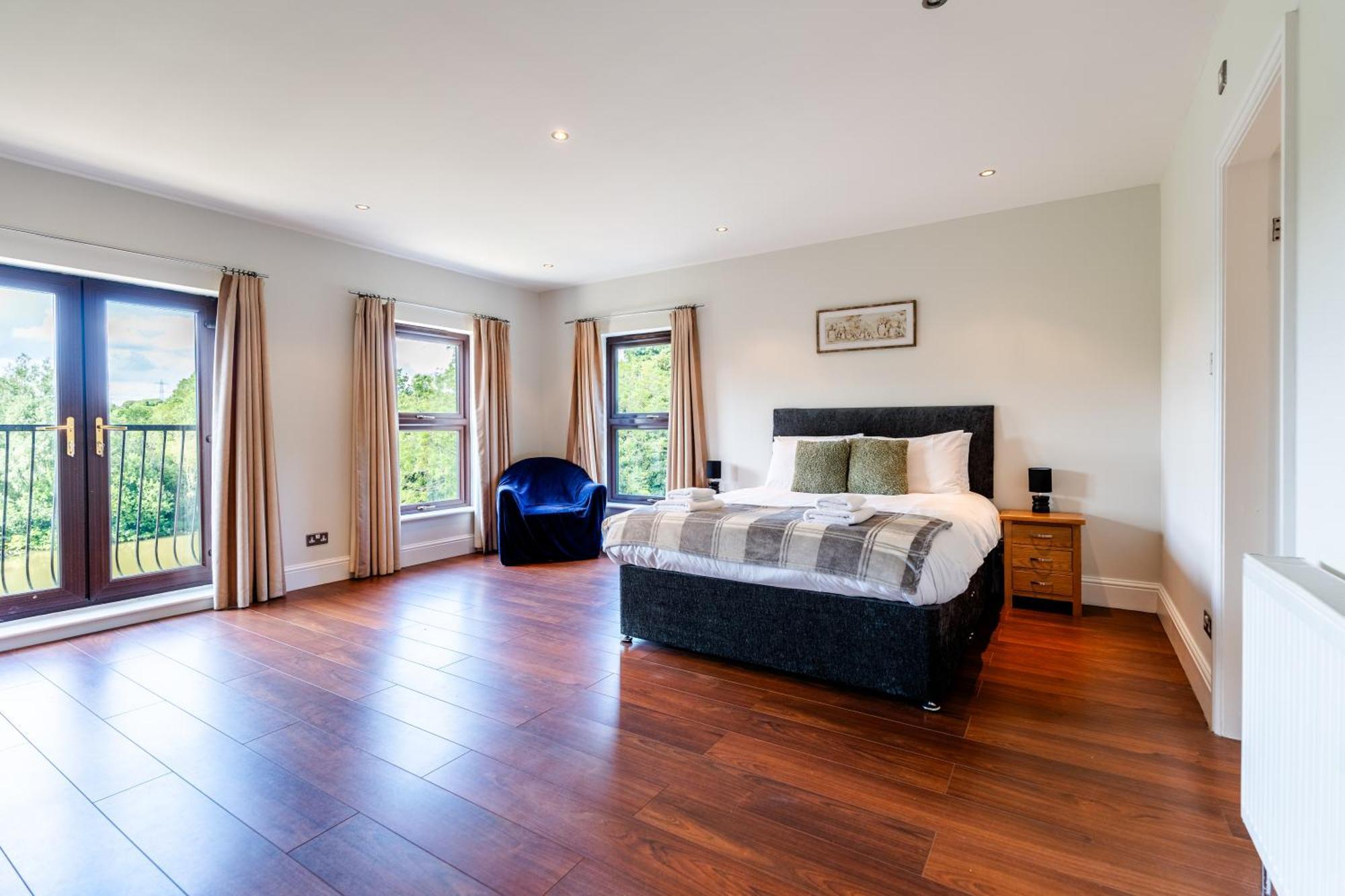 The House @ Sitwell Arms Hotel Renishaw ภายนอก รูปภาพ