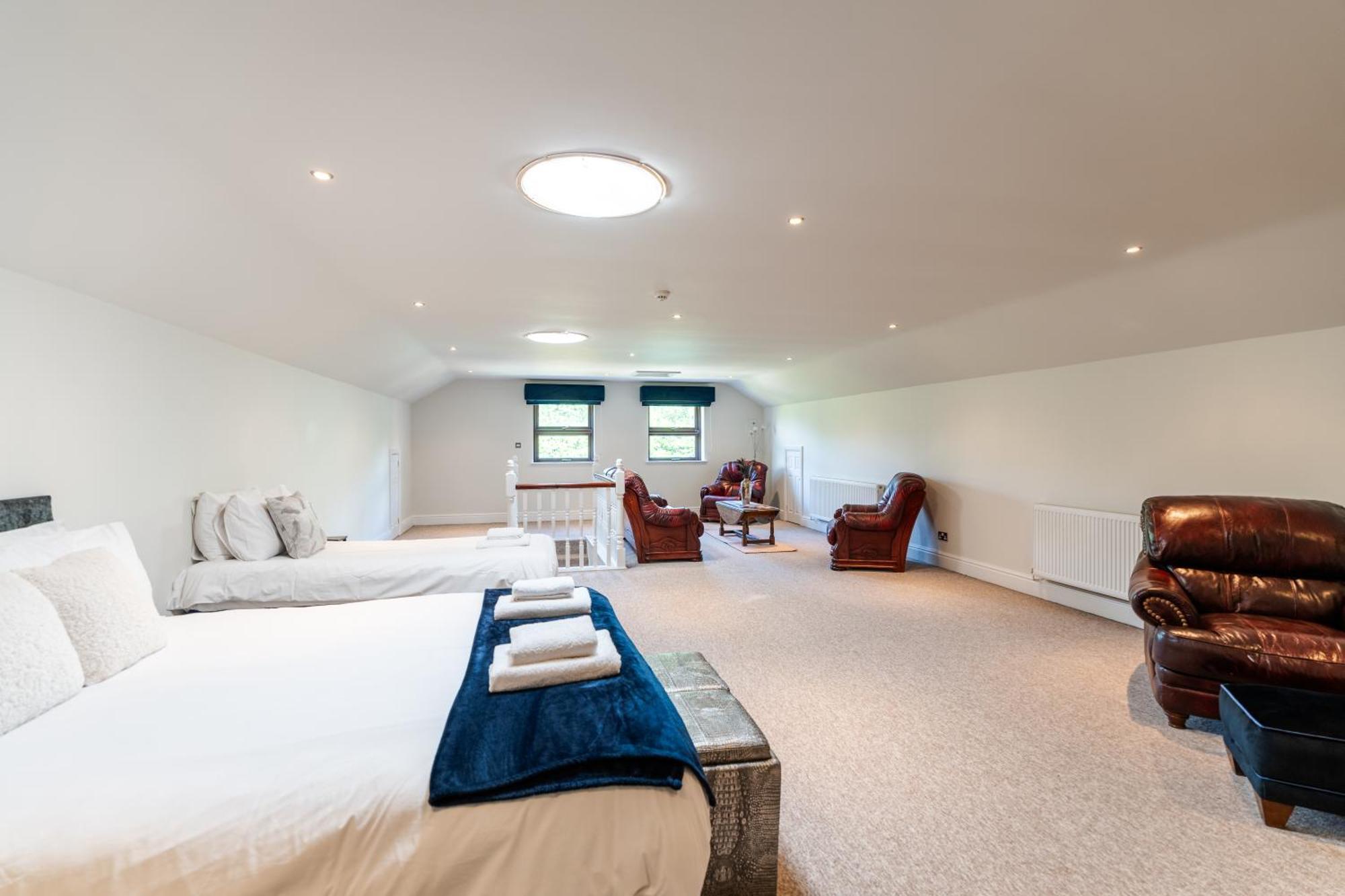 The House @ Sitwell Arms Hotel Renishaw ภายนอก รูปภาพ