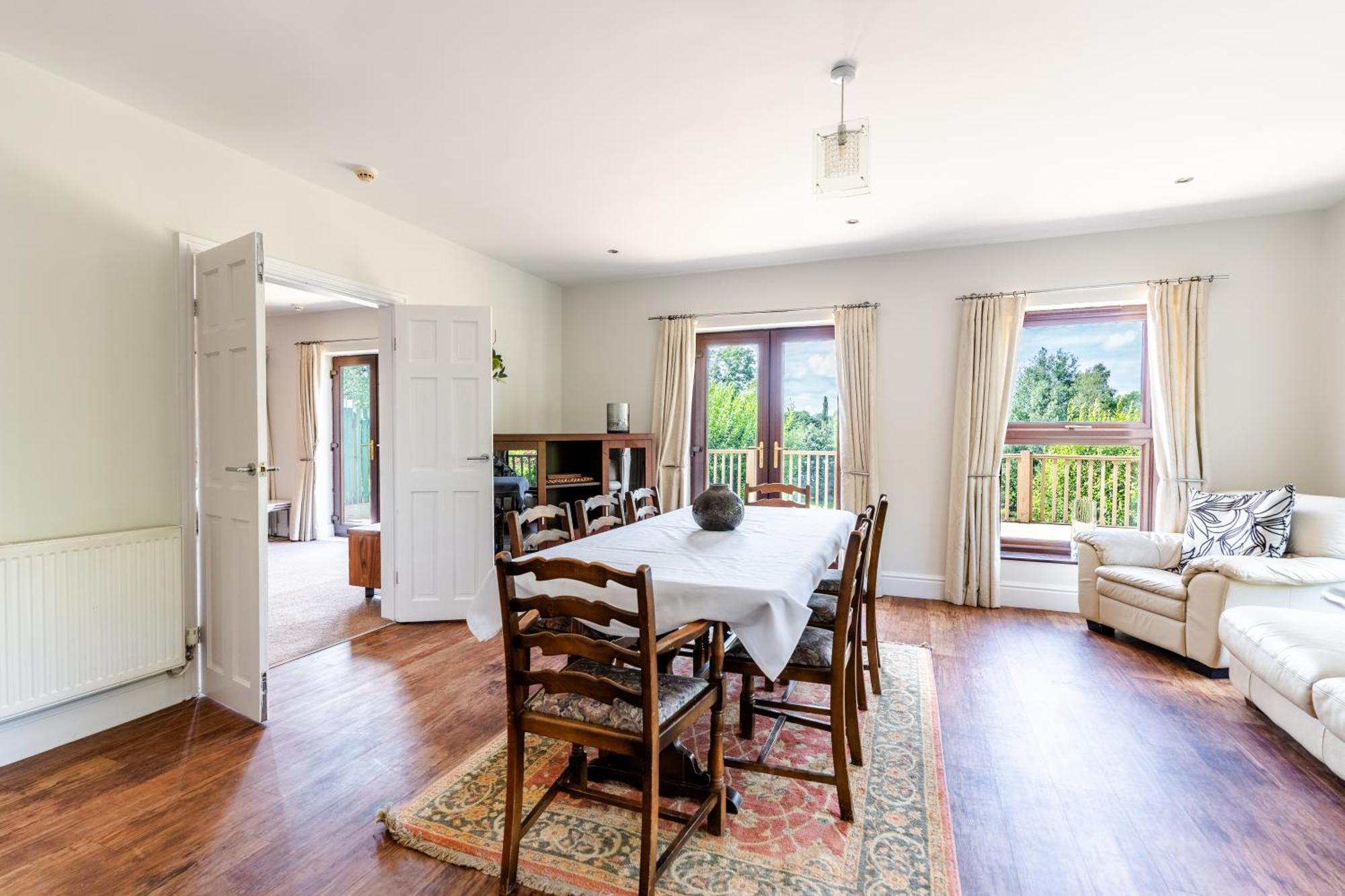 The House @ Sitwell Arms Hotel Renishaw ภายนอก รูปภาพ